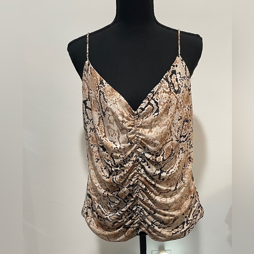 Used.
In good condition top!